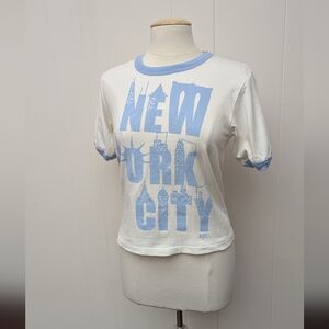 Vintage New York City Skyline Graphic T-shirt Size S